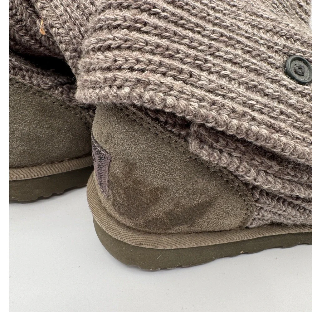 UGG Australia Cardy Knit Boots Grey Wool Blend 3-Button 5819‎ Womens Size 7